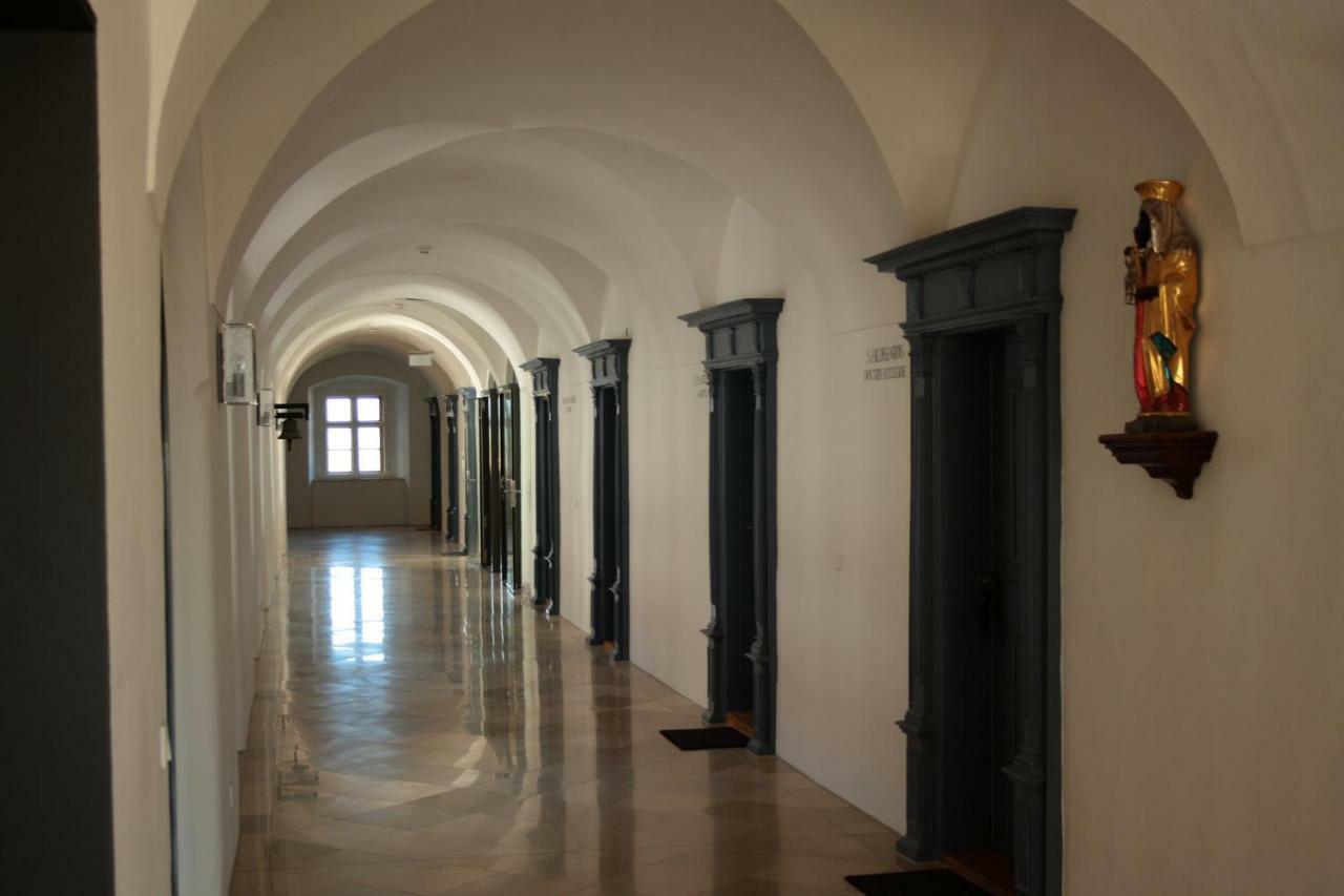 Kloster Plankstetten Gäste- und Tagungshaus Berching Exterior foto