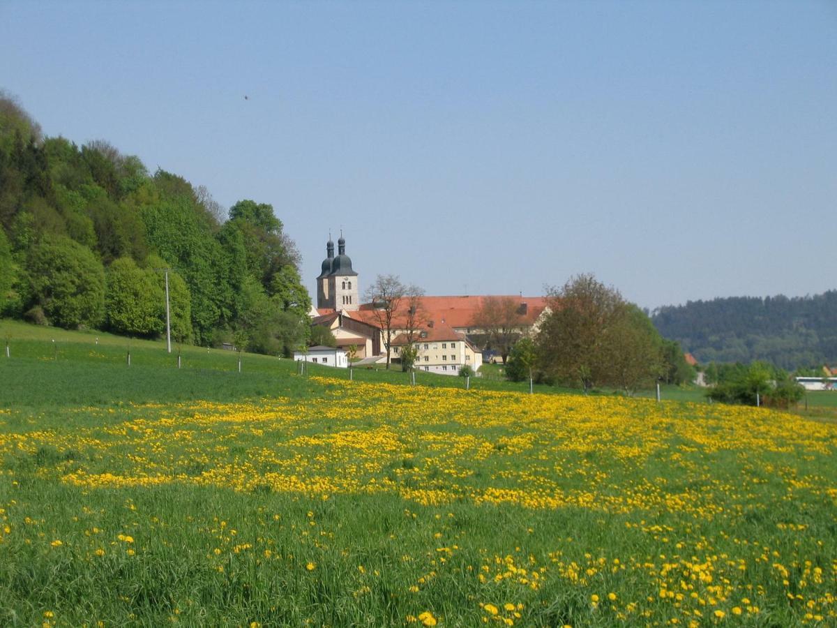 Kloster Plankstetten Gäste- und Tagungshaus Berching Exterior foto